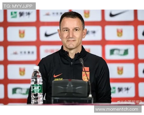 中国足球国家队主教练的挑战与机遇如何推动球队走向辉煌未来