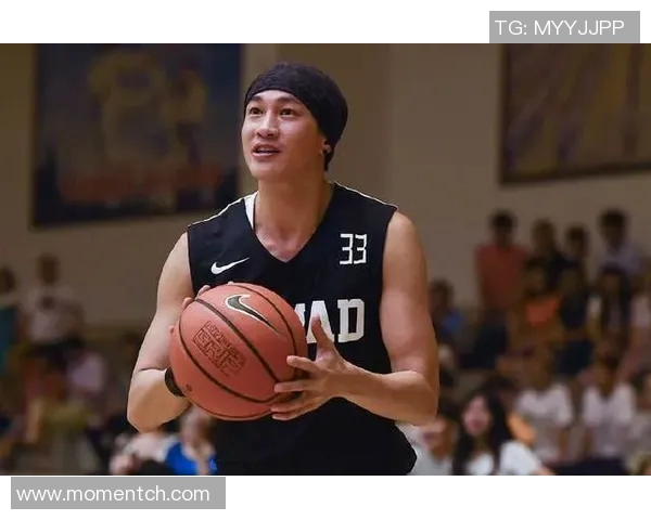 打篮球明星的头发造型揭秘如何影响他们的场上表现与个人魅力